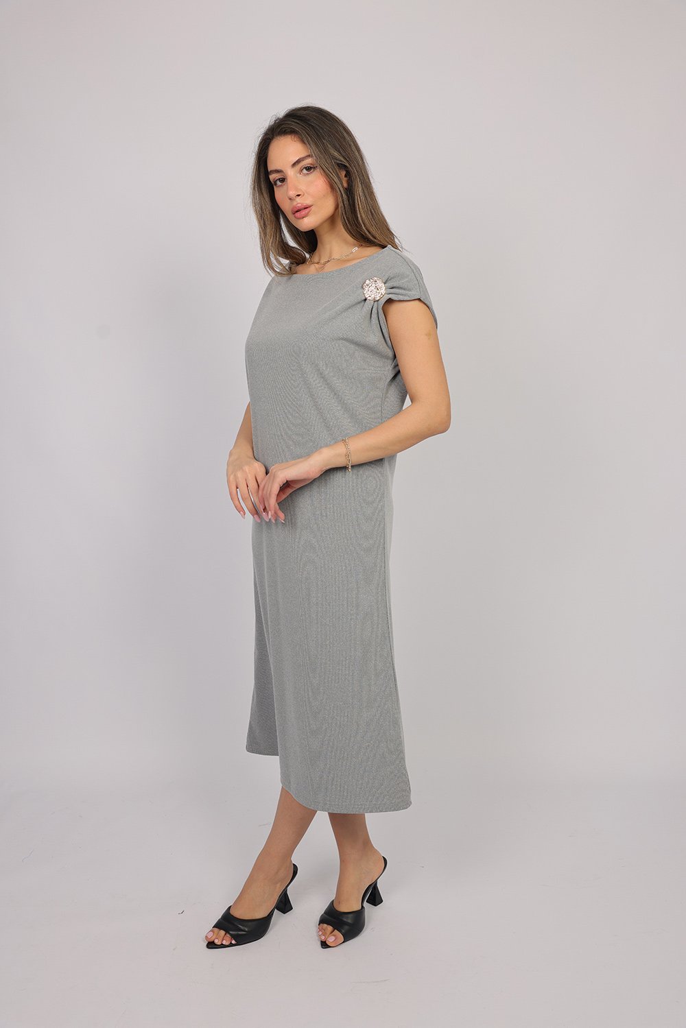 Robe avec accessoire